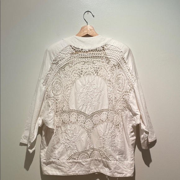 Vintage White Crochet and Embroidered Kimono-Style Cardigan - Picture 2 of 10